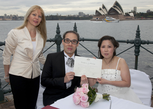 Sydney Marriage celebrant under the bridge and opera house