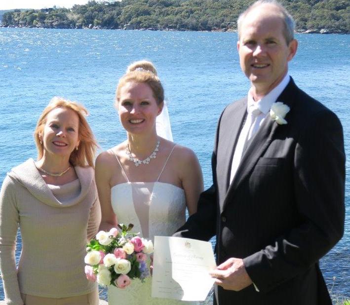 marriage celebrant, wedding Shark Island Sydney