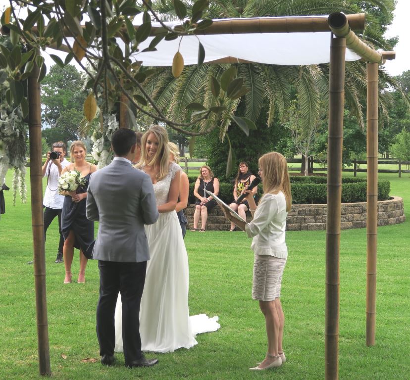 Celebrant for weddings, Sydney Marriage Celebrant